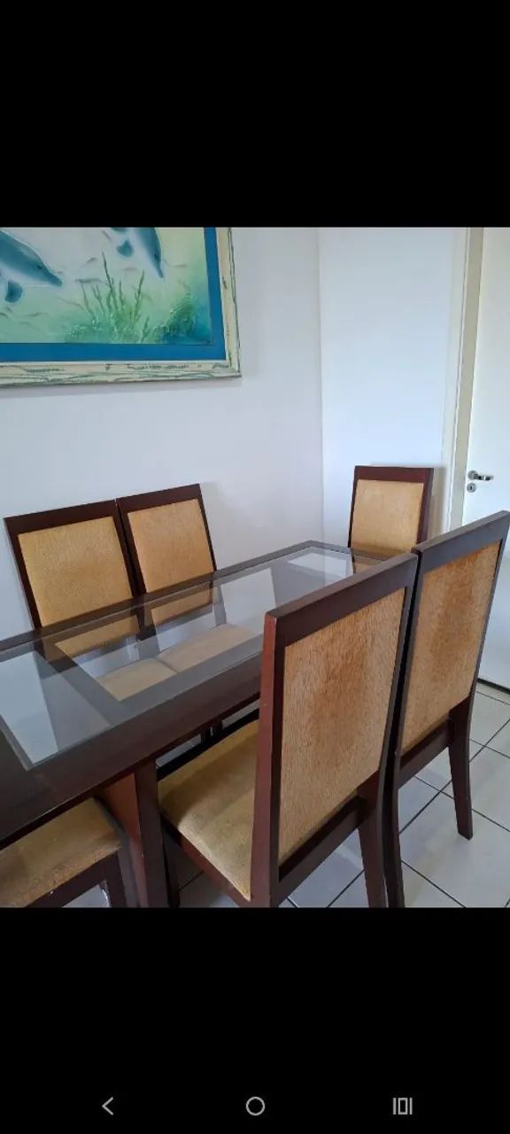 Vendo mesa de madeira com vidro - Foto 2