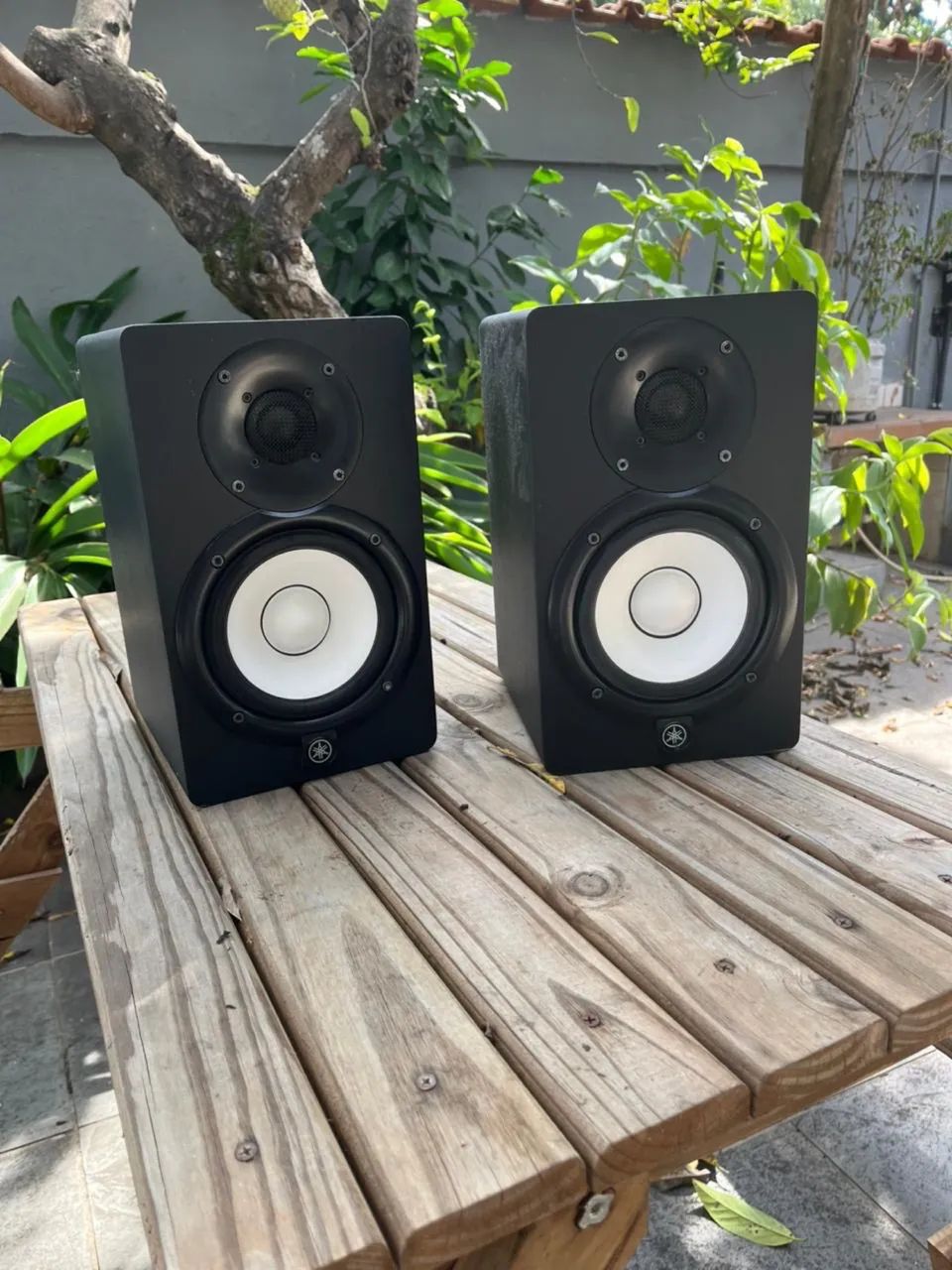 Monitores Yamaha HS5 220v ( vai com trafo 110v) - Aparelhos de Som