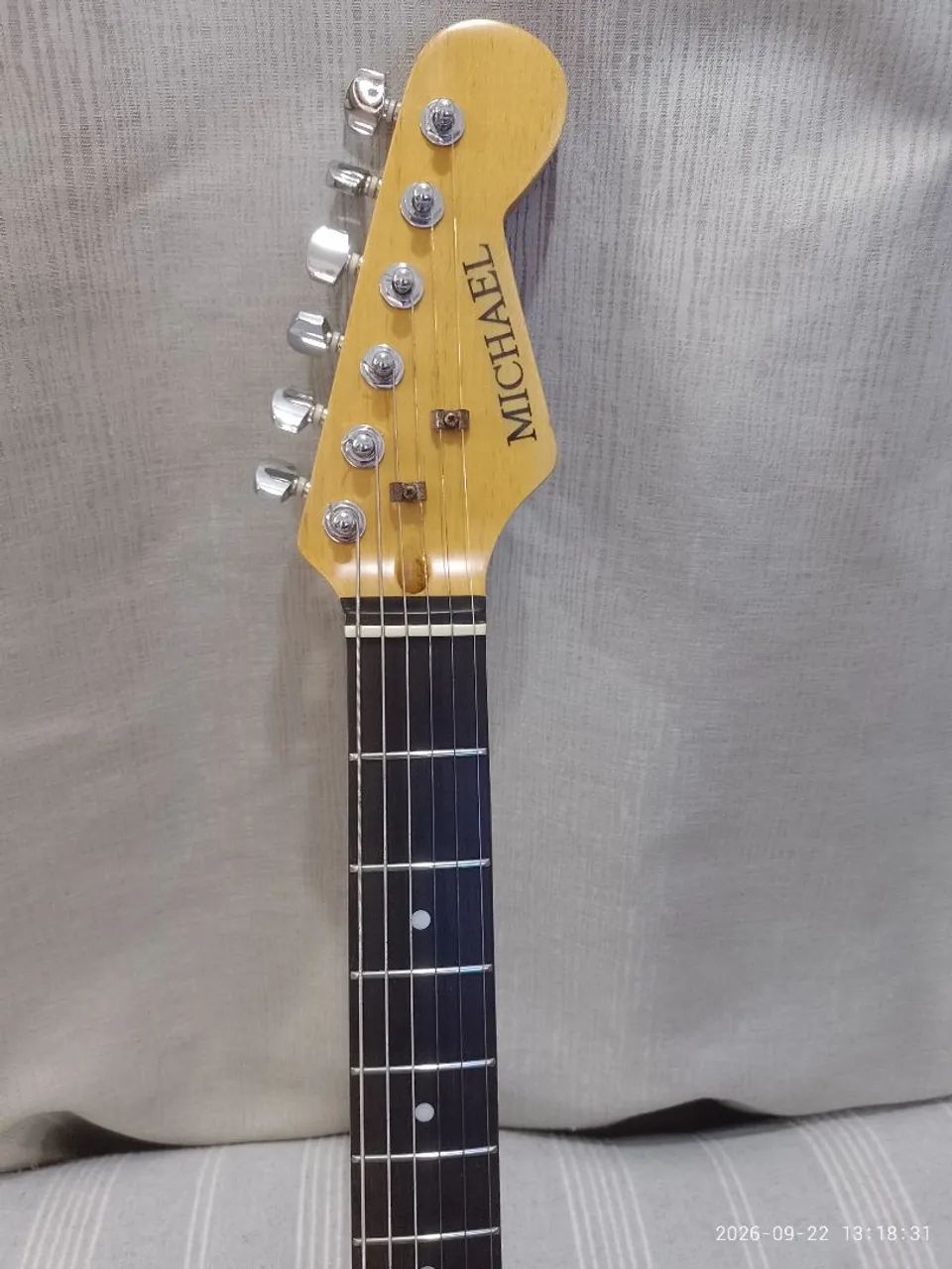 Guitarra stratocaster Michael black - Foto 2