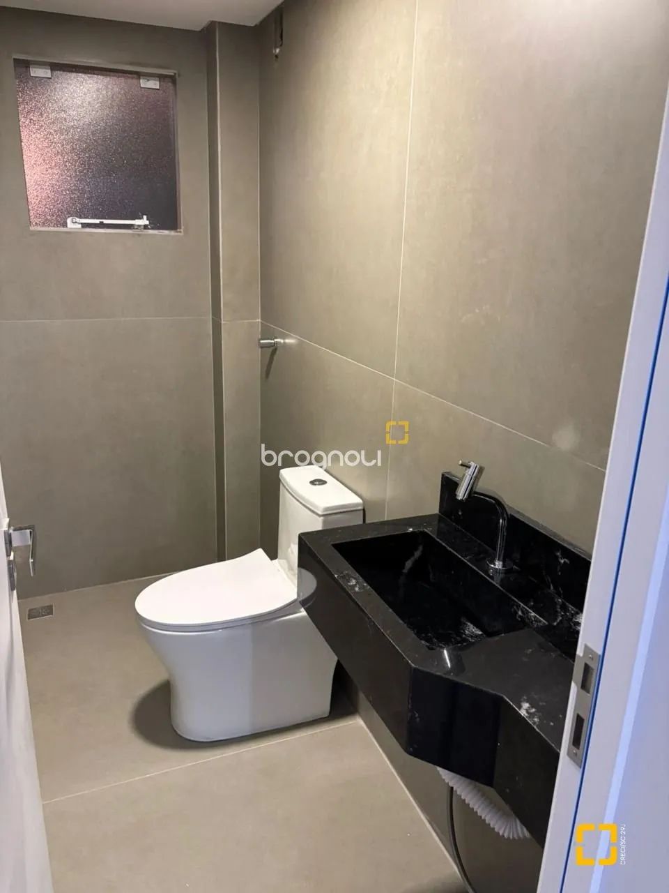BROGNOLI VENDE- Apartamento 2 dormitórios nos Ingleses - Foto 5