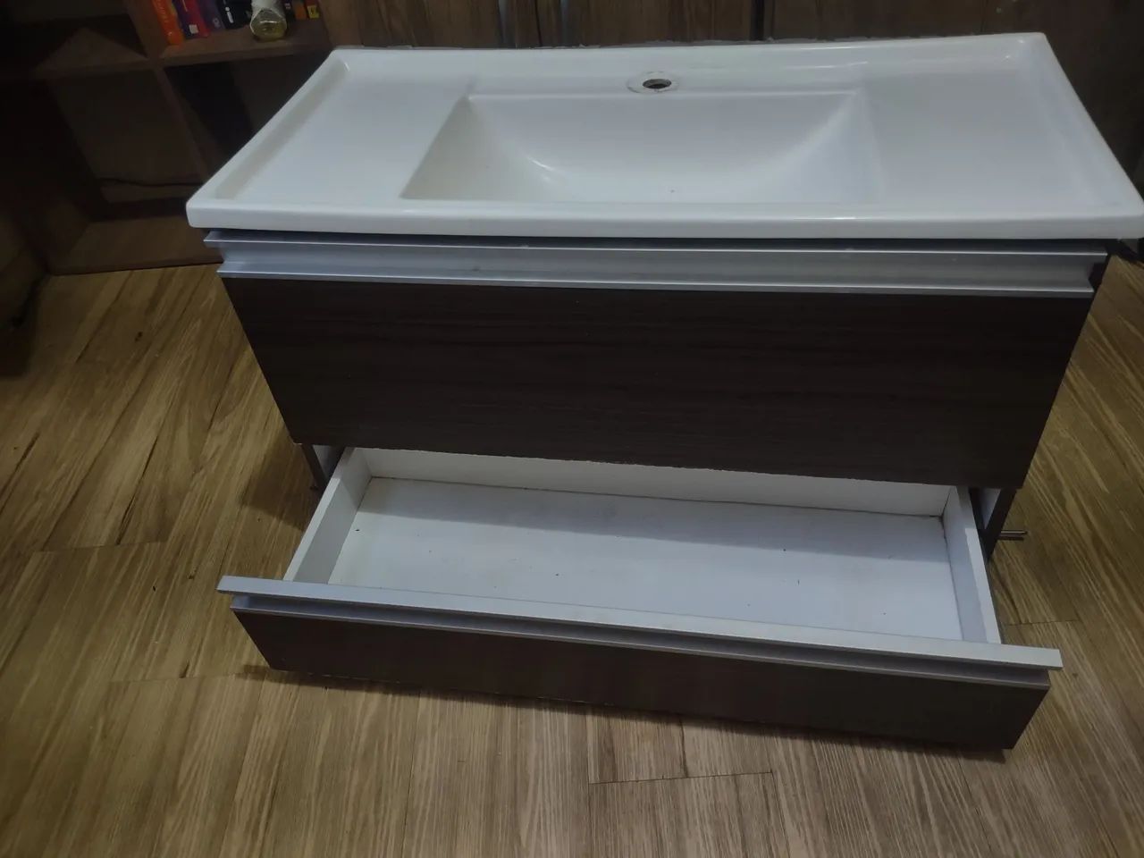 Gabinete com pia mármore sintético  - Foto 3