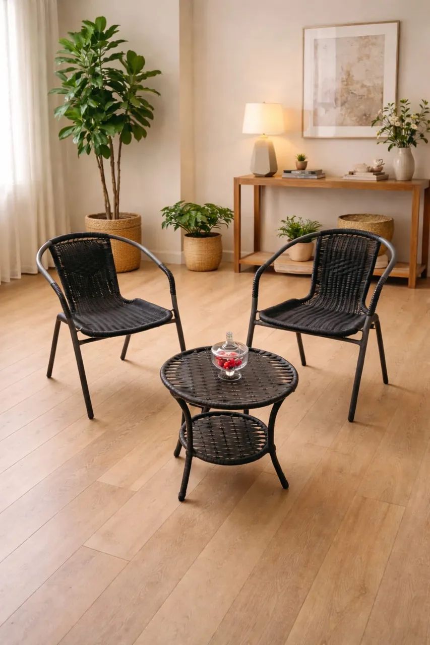 Cadeiras com mesa de centro por 480 