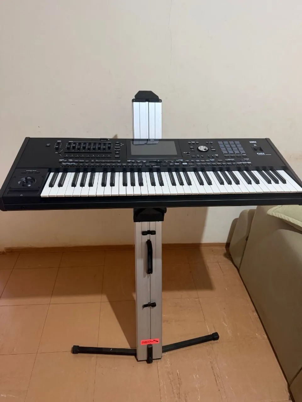 Teclado Korg PA5X - Novo (Nunca Usado) com Hard Case - Foto 2