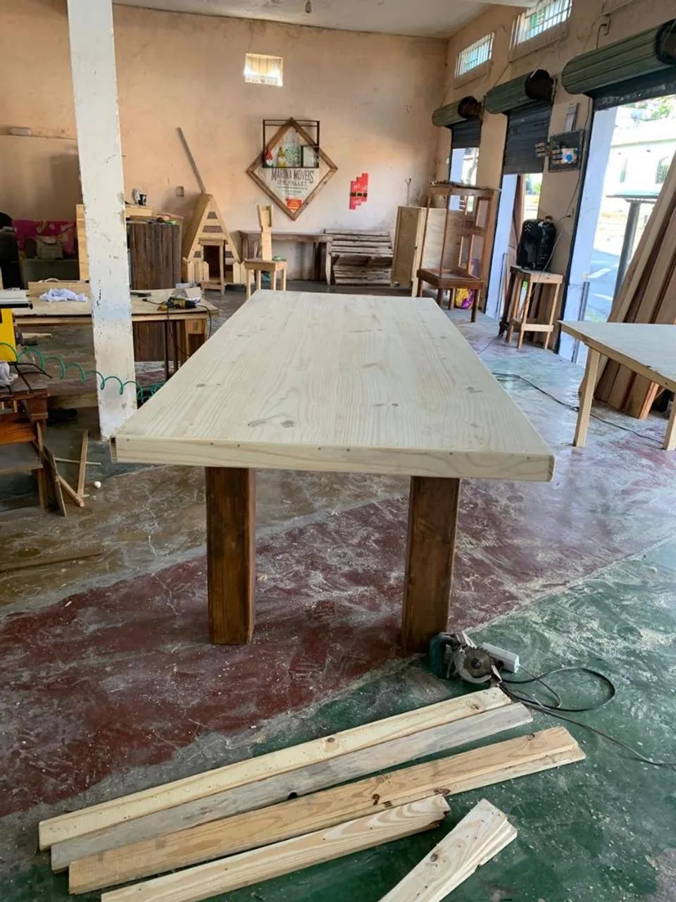 Mesa de madeira com 1,20x3M - Foto 2