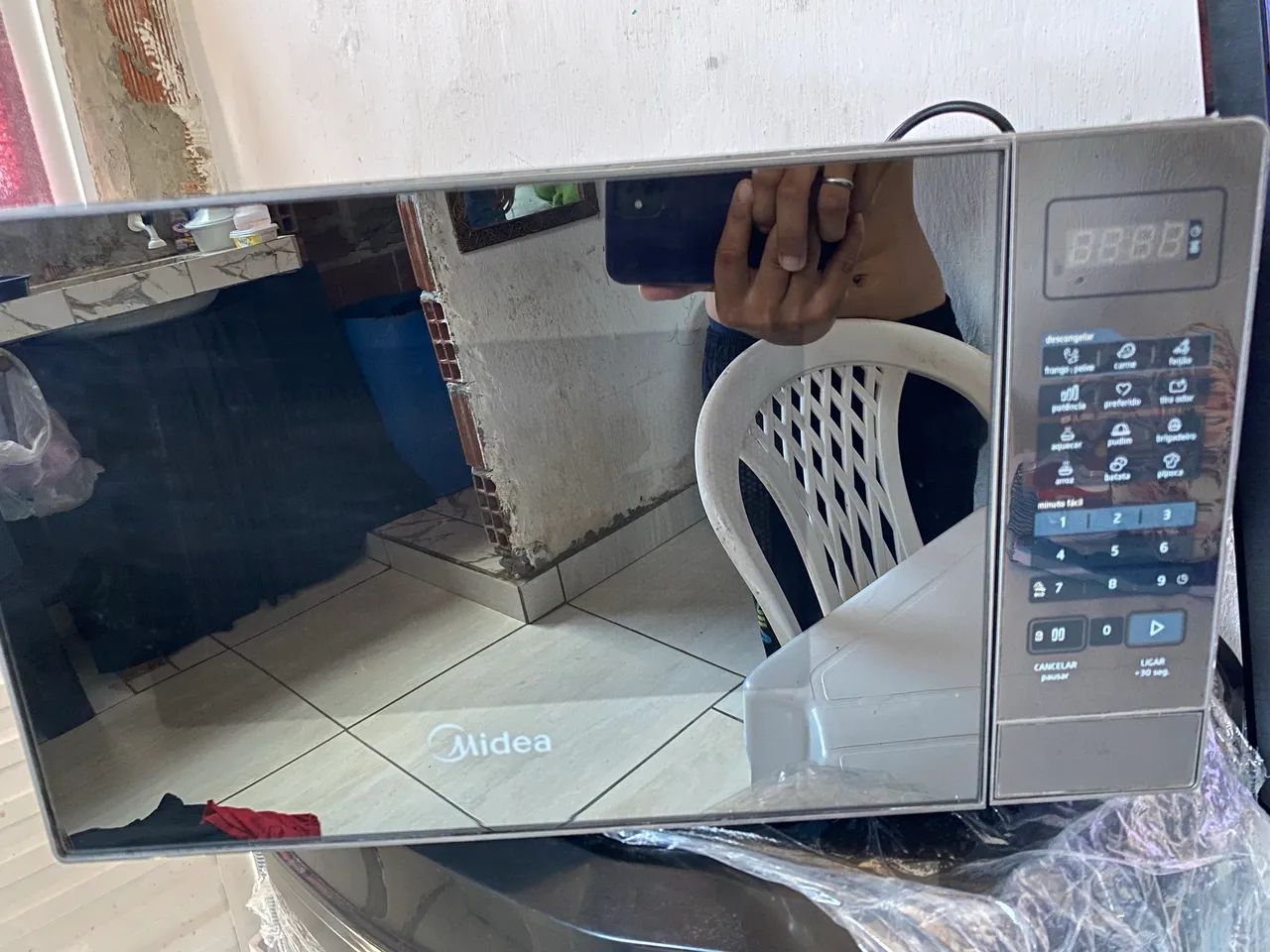 Vendo microondas que está com defeito 150,00