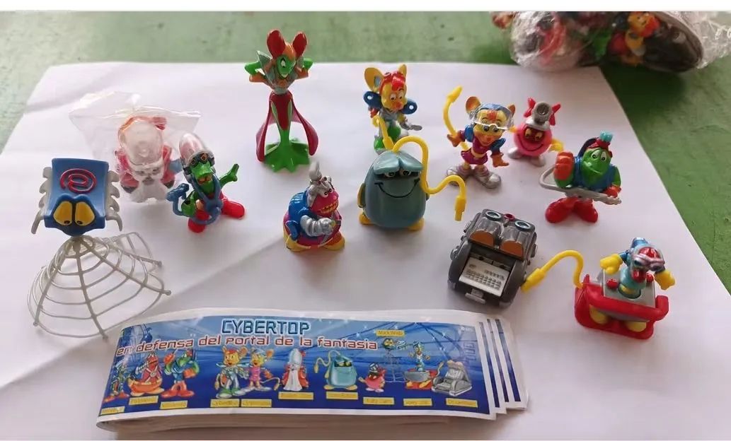 Kinder ovo coleção completa Cybertop 