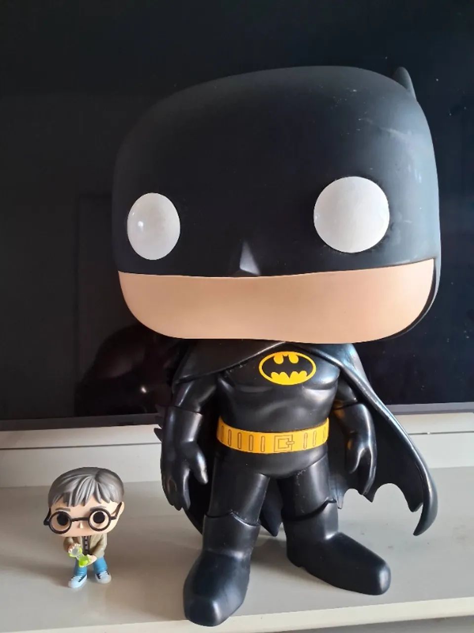 FUNKO POP BATMAN 18 POLEGADAS. O MAIOR DA CATEGORIA COM CAIXA.46 CENTÍMETROS 