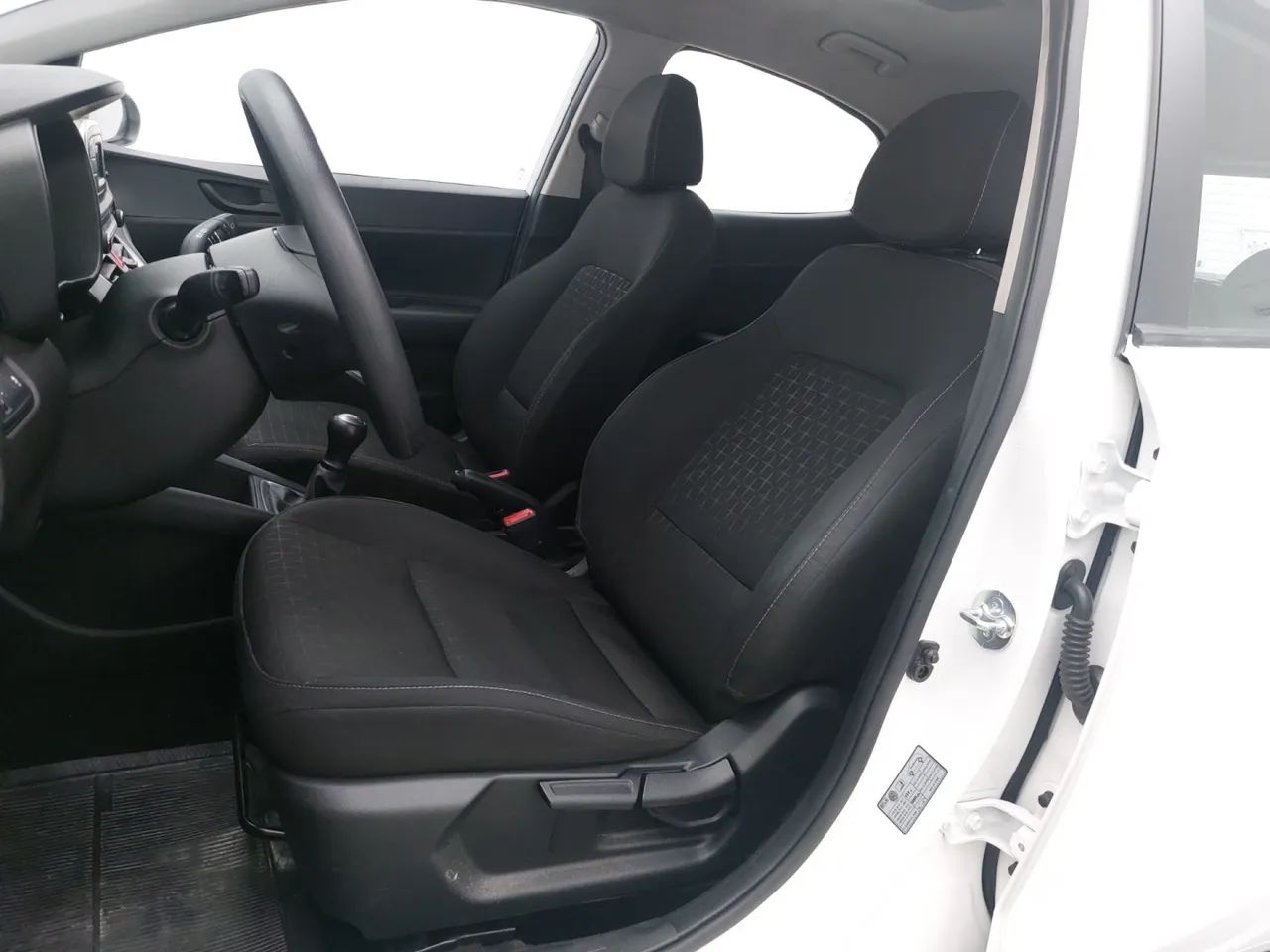 Hyundai HB20 Sense Plus 1.0 Flex 12V Mec., foto 16 de 18