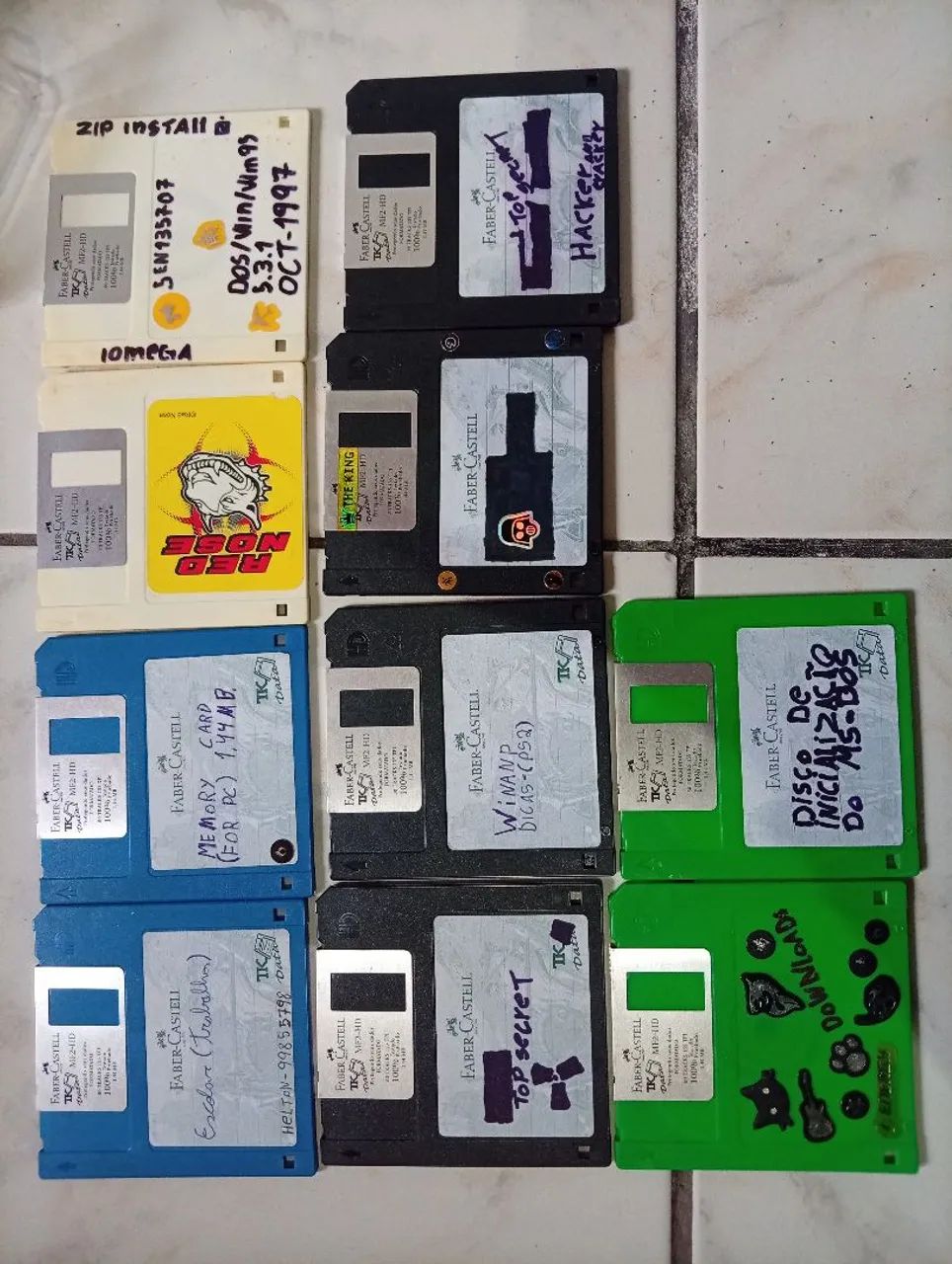 Jogo de disketes - Foto 2