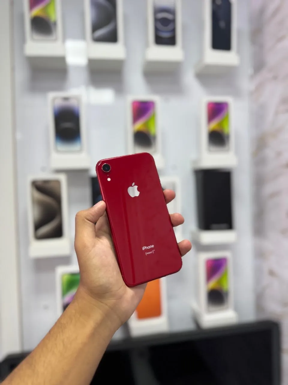 IPHONE XR 128GB RED 800$ - Celulares e Smartphones - Samambaia