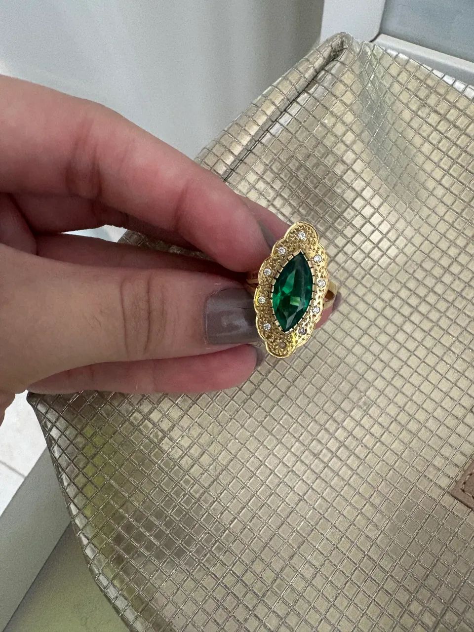 Anel marquise de ouro 18k