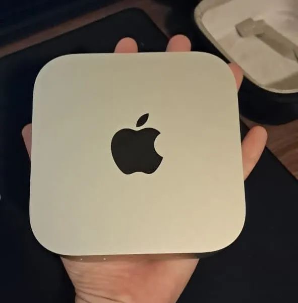 Mac mini M4 - 16 GB RAM / SSD 256 GB (nunca usado) - Foto 3