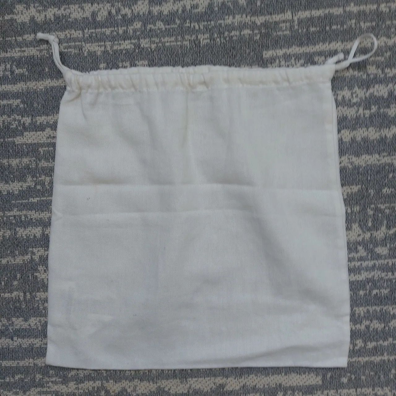 Dust bag Valentino e Carolina Herrera  - Foto 5