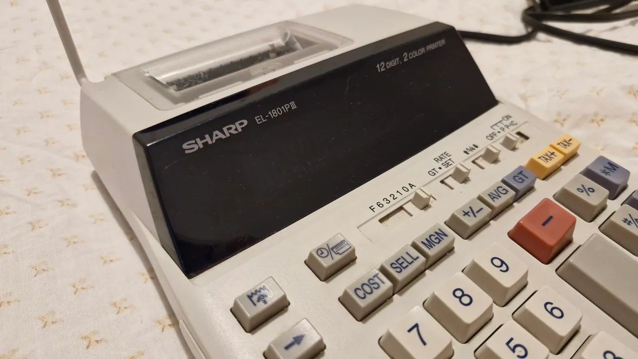 Calculadora de impressão Sharp EL-1801-PIII 120v com defeito no display - Foto 3