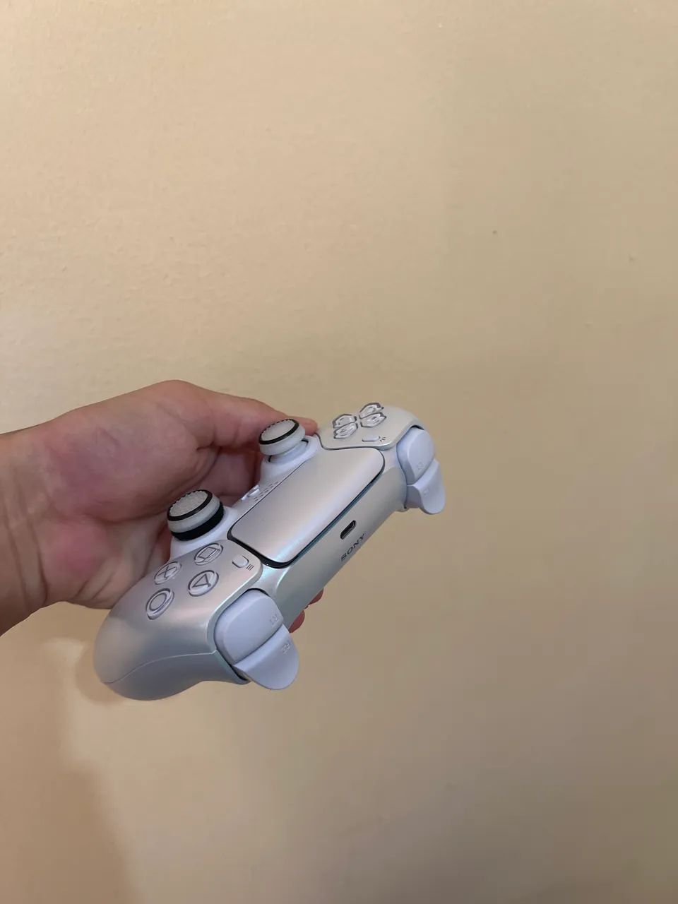Controle PS5 DualSense Chroma Pearl - Original Sony - Foto 3