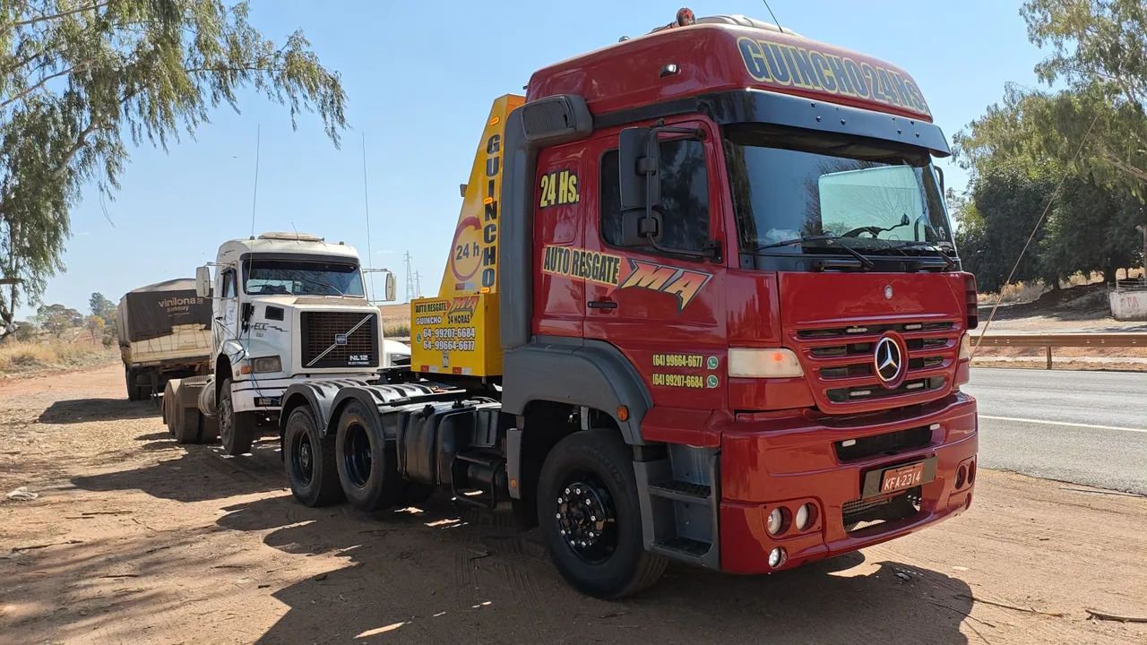 Vendo ou troco esse guincho reboque lança zero grau nova doc mecanismo operacional  - Foto 8