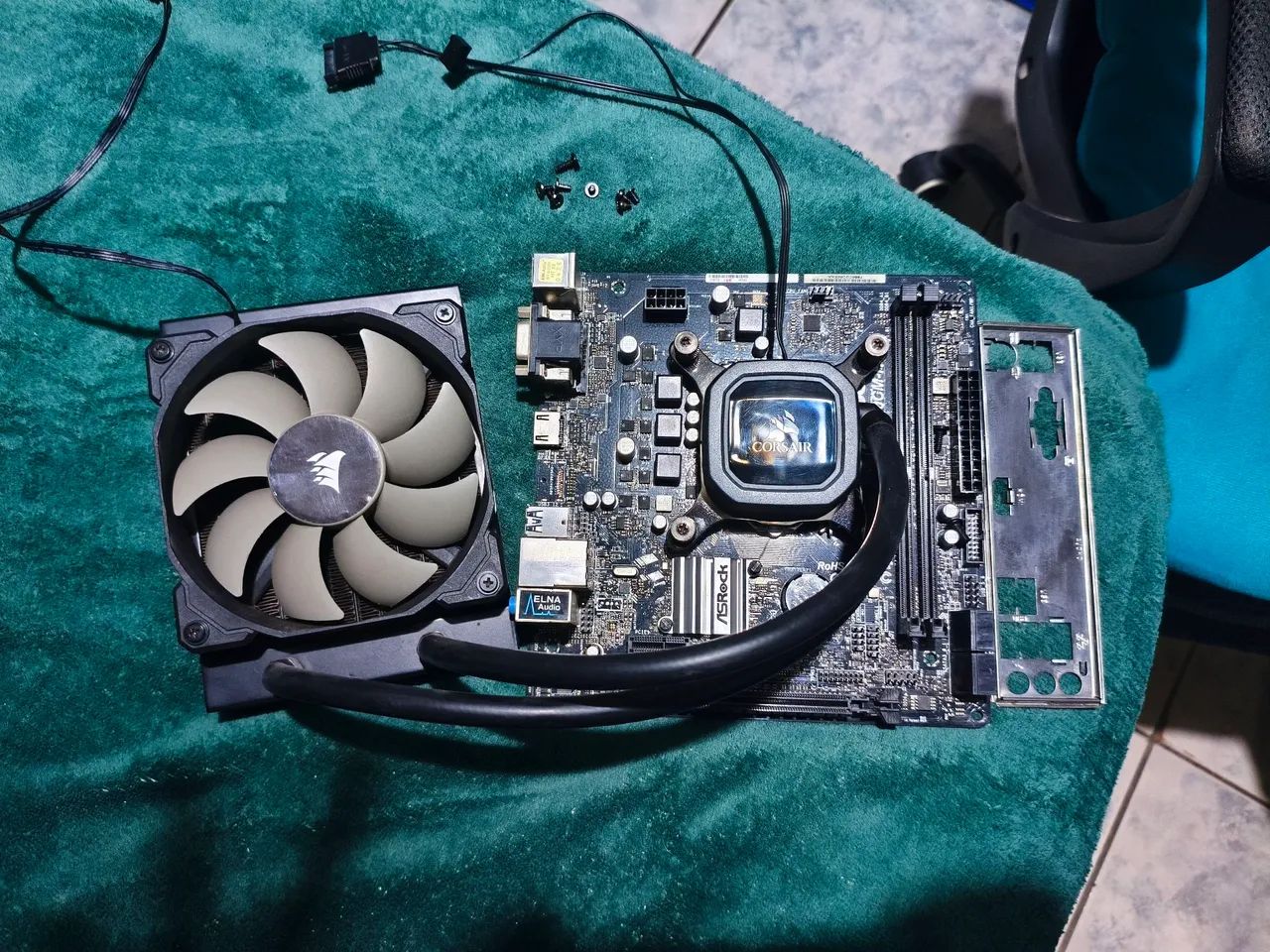 Kit upgrade Intel+Watercooler Corsair+placa mãe  - Foto 2