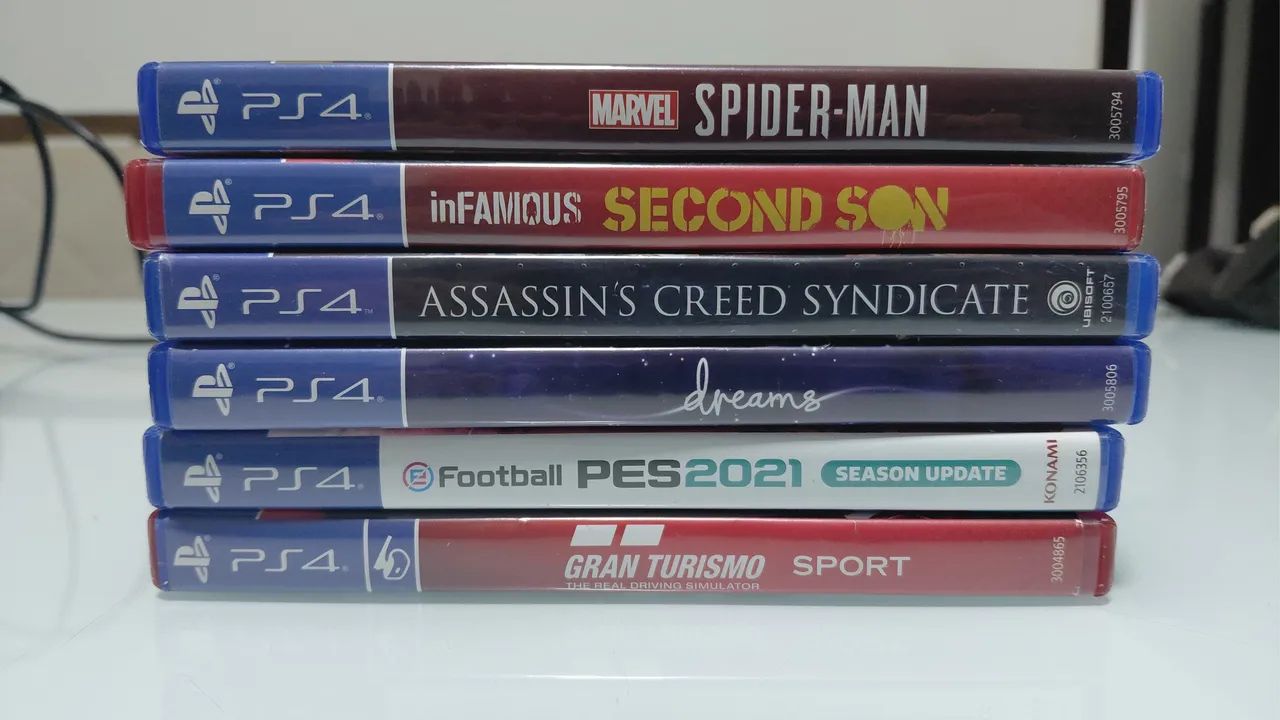 Vendo PS4 slim com dois controles, câmera e base de carregamento  - Foto 2