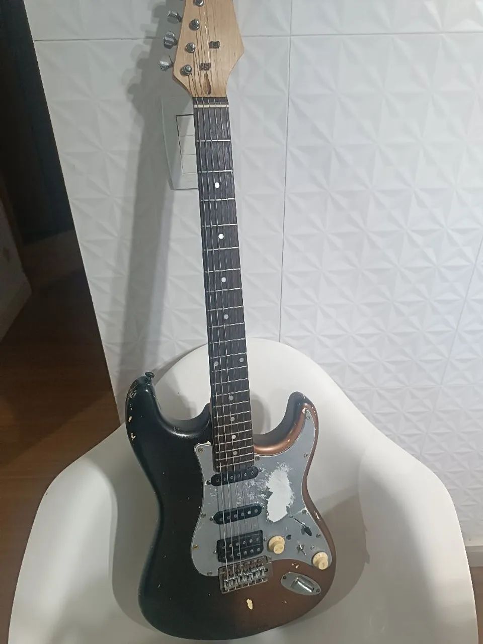 Guitarra stratocaster