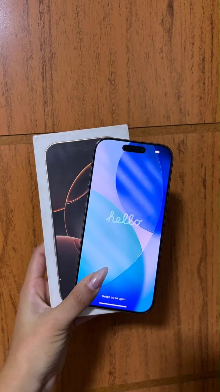 iPhone 16 Pro 128GB Titanium Desert  - Foto 2
