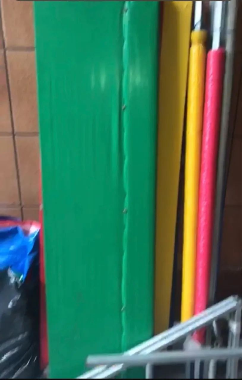 Cama elástica + Piscina de bolinhas - Foto 5