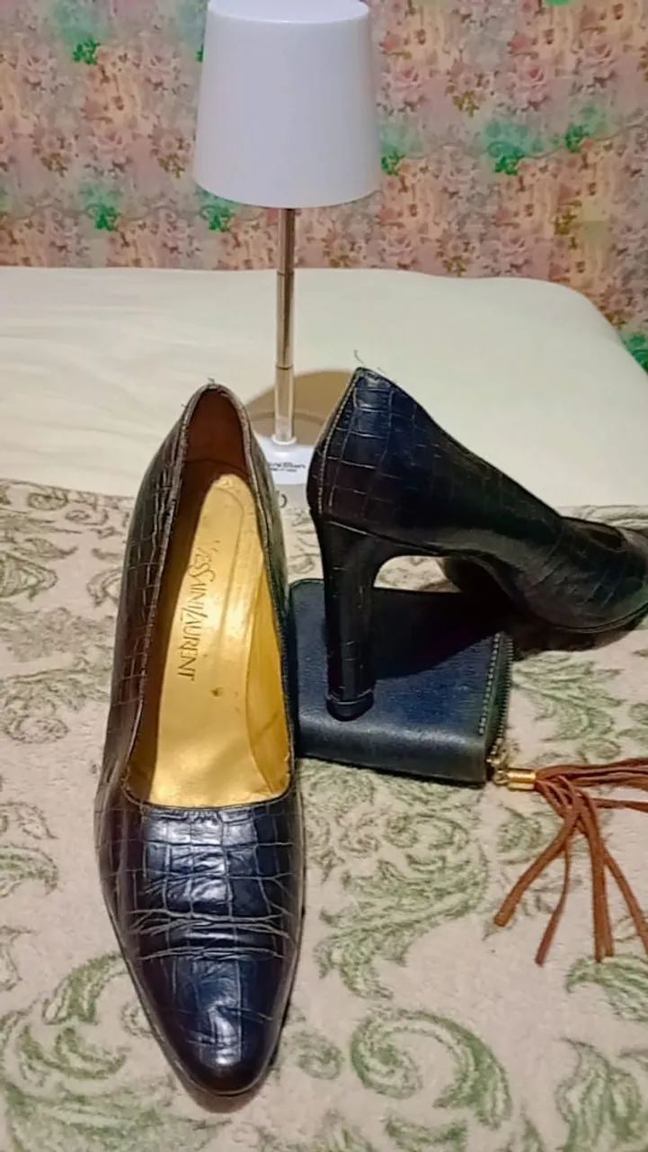 Sapato scarpan couro Yves SAINTLAURENT