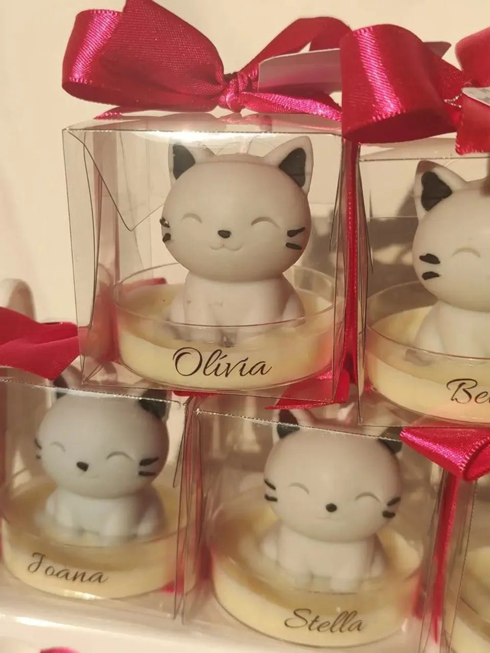 Lembrancinha Vela Aromática Gatinho Personalizada com Base de Acrílico