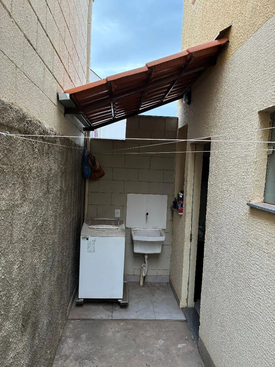 Aluga-se casa em Ibirité - Foto 4