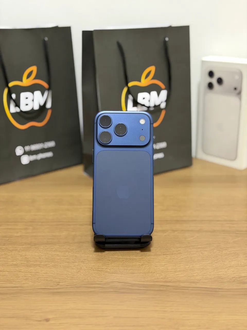 iPhone 17 Pro 256GB Azul / Venda ou Troca