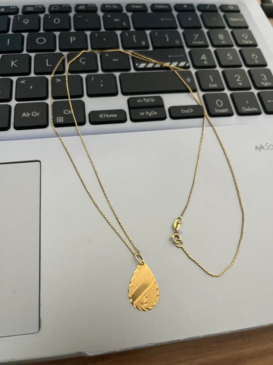 Corrente fina com pingente ouro 18k  - Foto 3