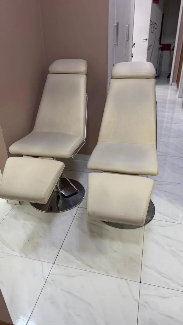 Duas cadeiras para salão  - Foto 4