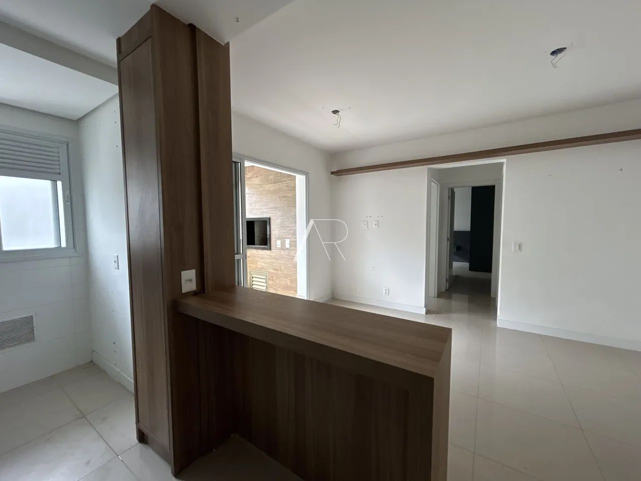 Apartamento 2 dormitórios, em frente a UDESC - Foto 5