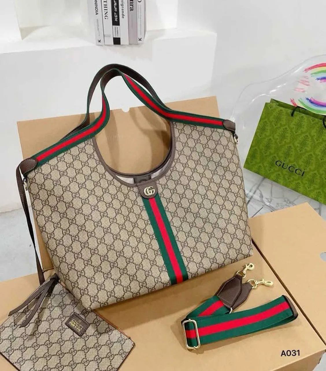 Bolsa Tote Gucci Giglio GG