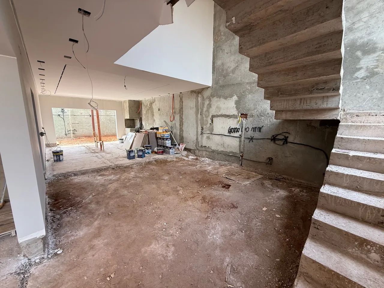 Sobrado em Acabamento ou Finalizado  - Foto 5