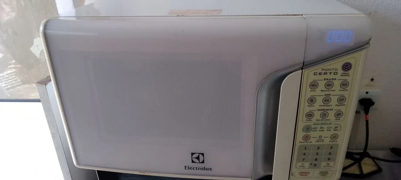 Microondas Eletrolux  30 lts