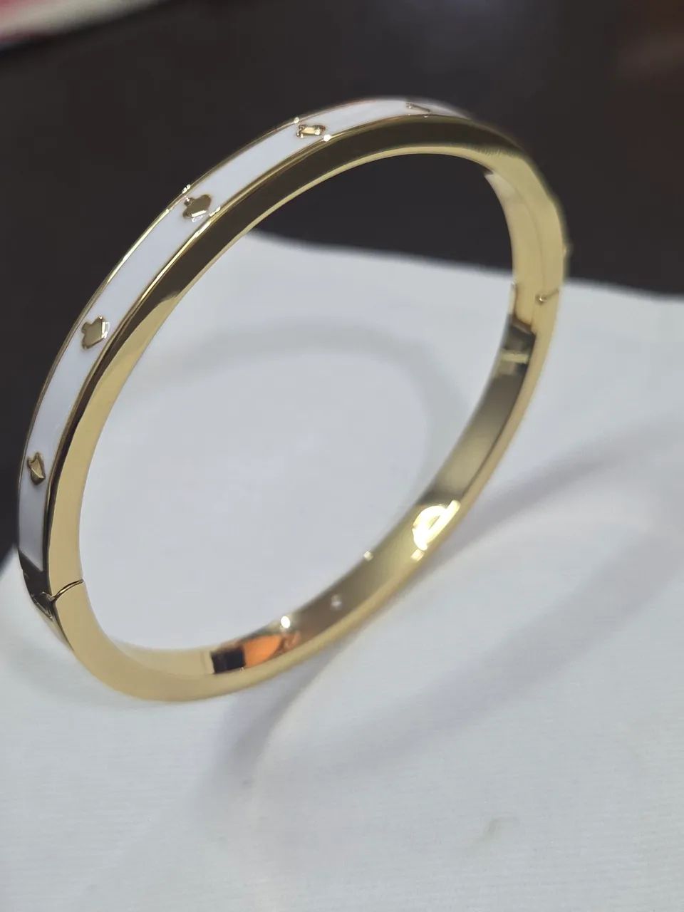 Bracelete Kate Spade Dourado e Branco  - Foto 4