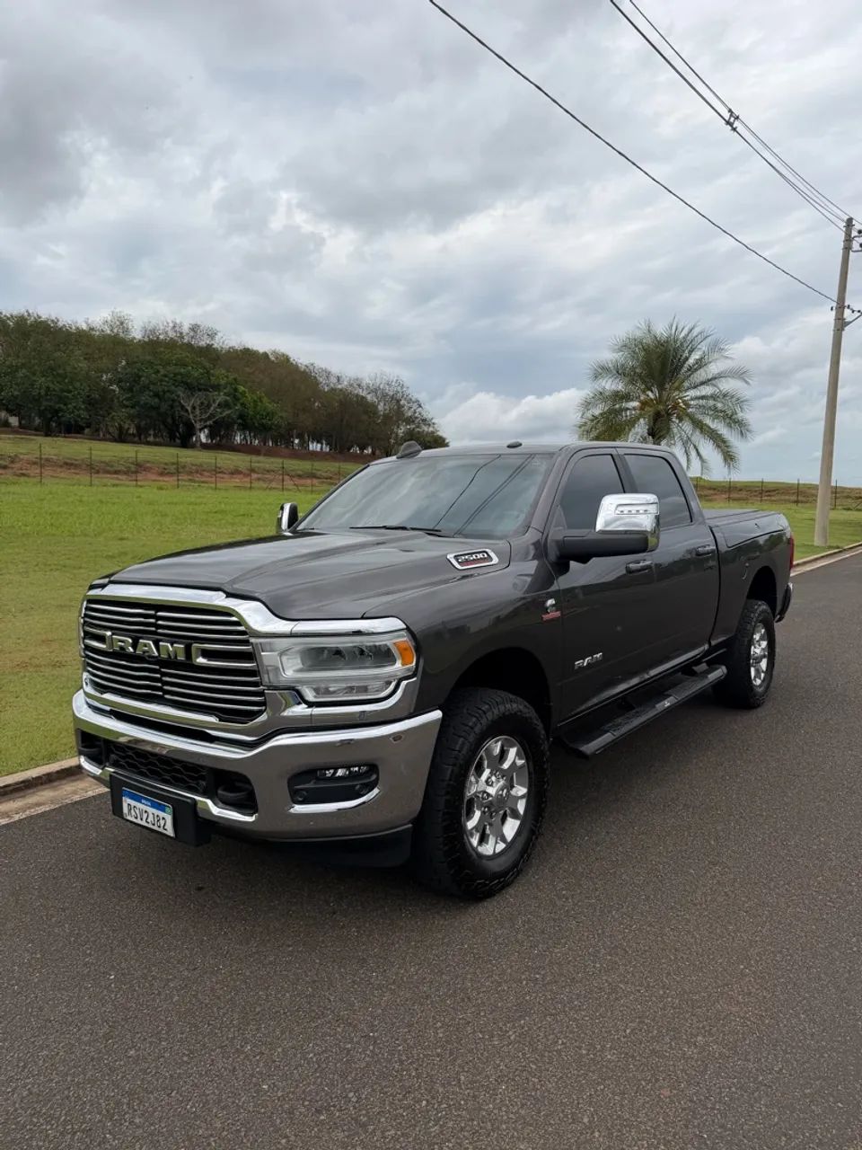 Ram 2500 LARAMIE 6.7 TDI CD 4X4 DIESEL 2024