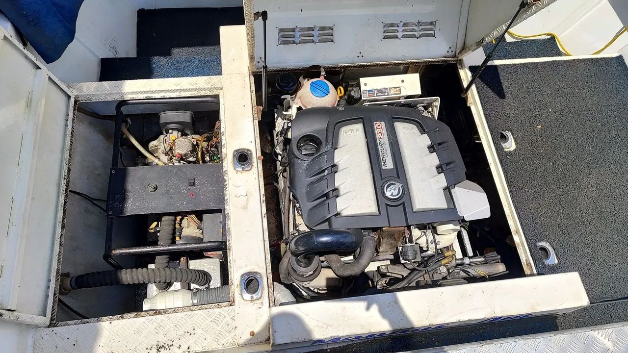 Lancha 33 pés Cabinada // Alumínio naval - Foto 10