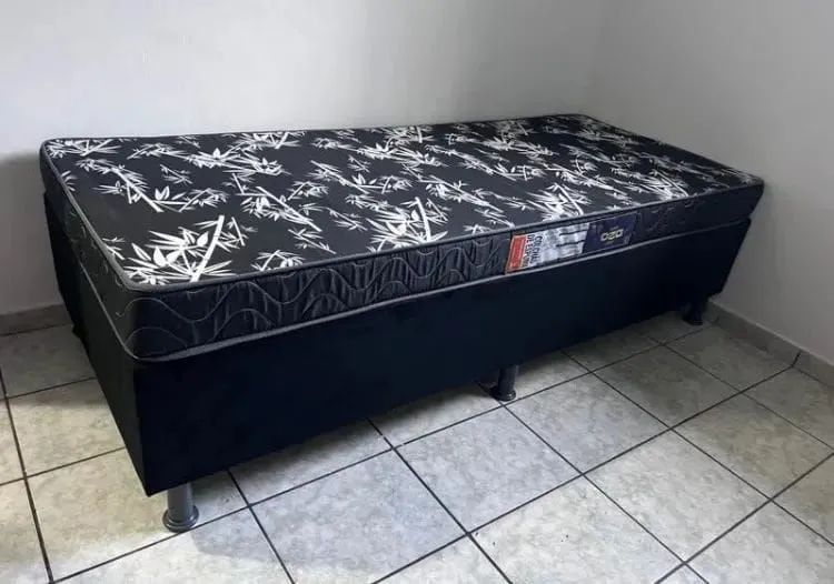 Cama de solteiro box confortável