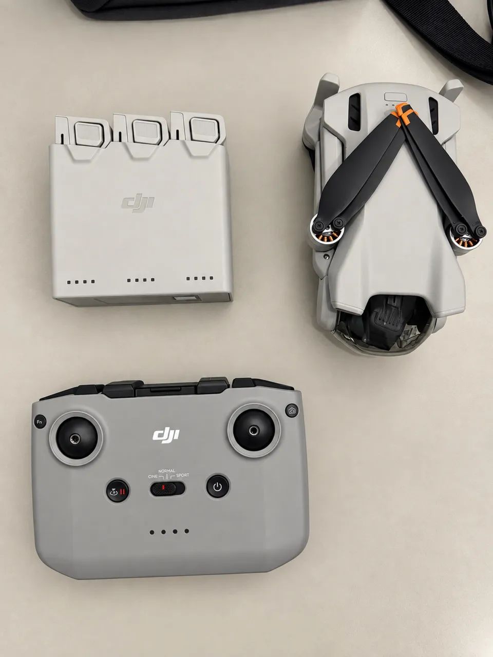 DRONE DJI mini 3 - Combo completo - Foto 2