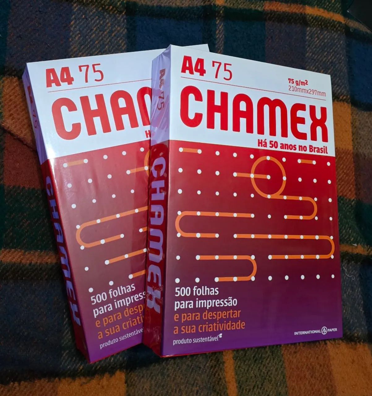 2 resmas de papel Chamex A4 75g