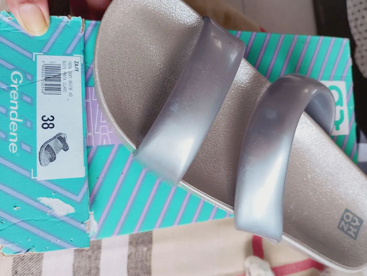 Chinelo ZAXY PRATA 38 - Foto 5