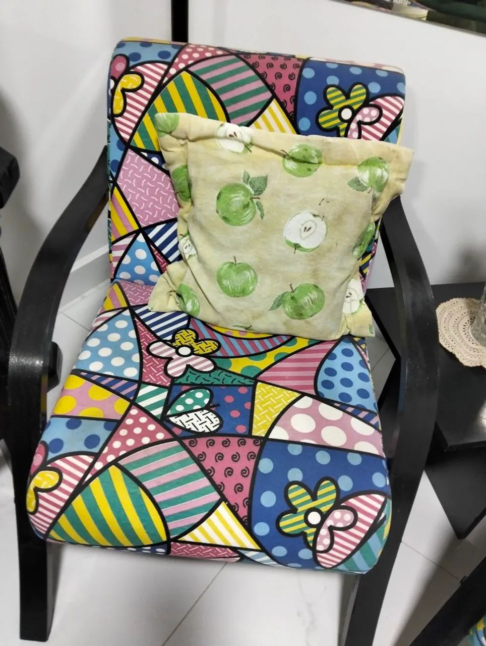Duas poltronas  Romero Brito  - Foto 2