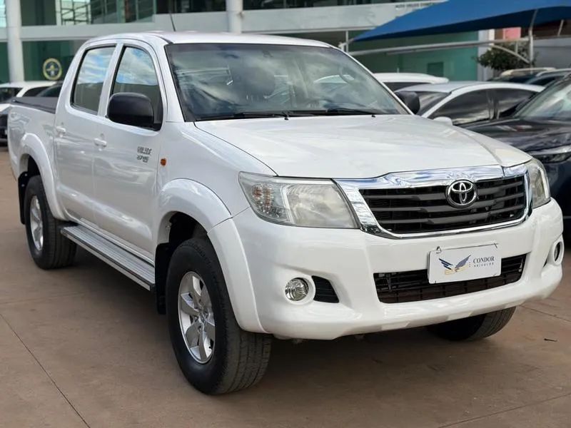 Toyota Hilux Hilux SW4 SR 4x2 2.7/ 2.7 Flex 16V Aut. 2013