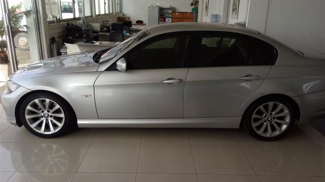 BMW 320I 2009/2010 2.0 16V GASOLINA 4P AUTOMÁTICO - Foto 2