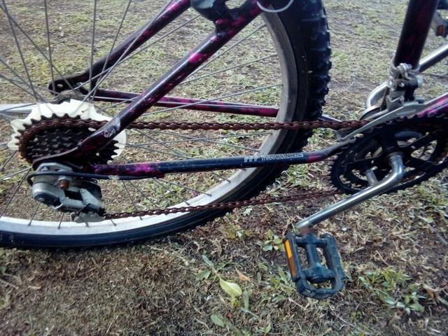 2 bicicletas se comprar leva um fone de ouvido de brinde.