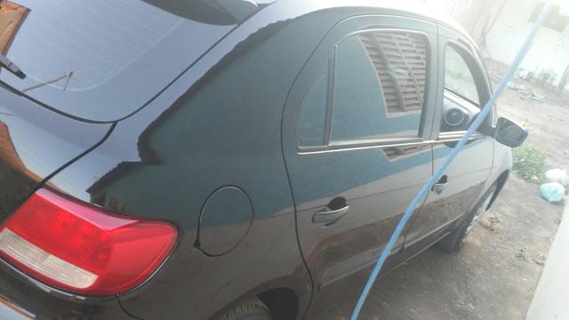 Gol 1.6 preto