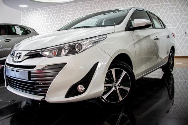 TOYOTA YARIS SEDAN XLS AT 19/20
