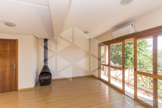 Casa de condomínio para alugar com 3 dormitórios em , cod:I-019062