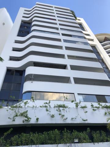 APARTAMENTO DE 4/4 LUXO COM 152m2 NO LOTEAMENTO AQUARIUS